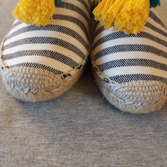 Boden Slip On Espadrille Tassel Mules Flats Women's Size 38 EU - Picture 7 of 16